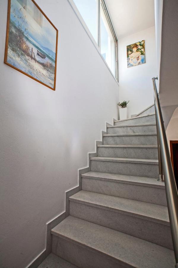 Kapetanos Rooms Naxos City ภายนอก รูปภาพ