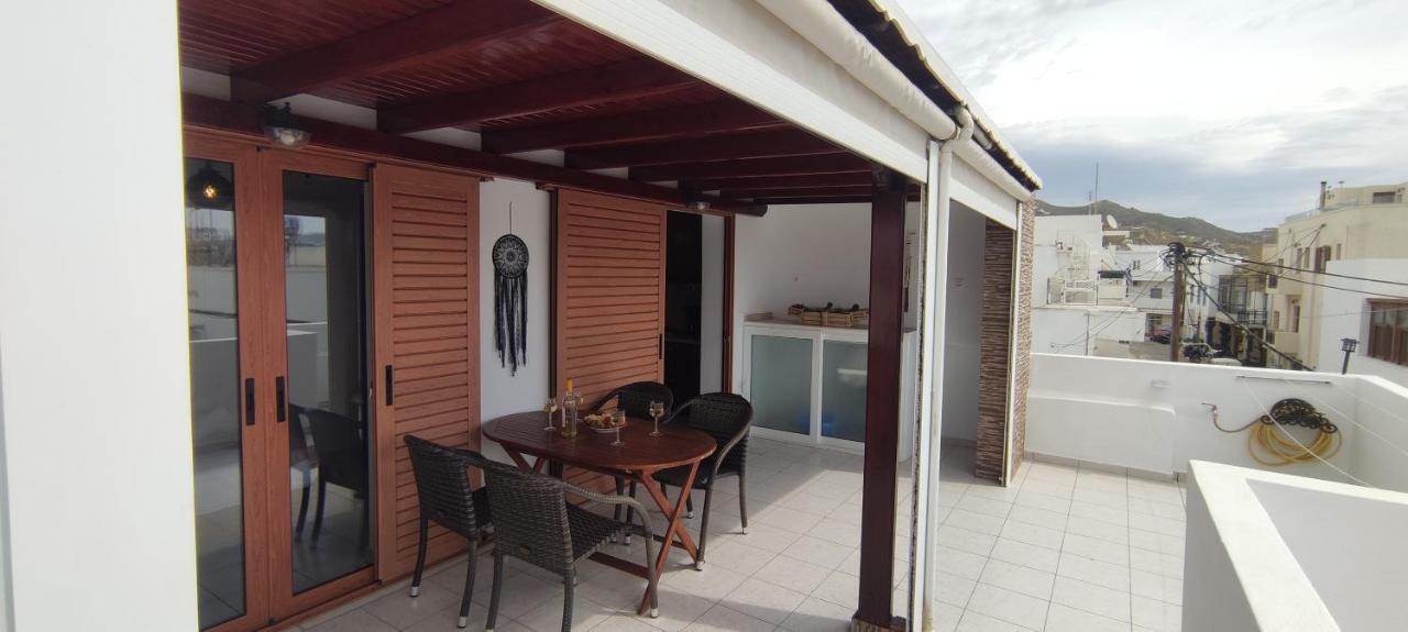 Kapetanos Rooms Naxos City ภายนอก รูปภาพ